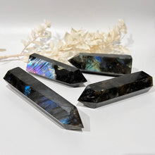 Load image into Gallery viewer, Labradorite Tower Point Generator Labradorite Crystal with Flash