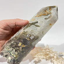Load image into Gallery viewer, Moss Agate Crystal Tower Point Generator
