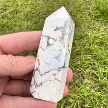 Load image into Gallery viewer, Aura Howlite Crystal Tower Point Generator