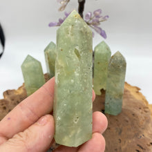 Load image into Gallery viewer, Prenhite Crystal Tower Point Generator