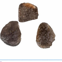 Load image into Gallery viewer, Colombianite a Pseudotektite from Colombia - price is for one stone