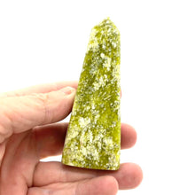 Load image into Gallery viewer, Serpentine Crystal Tower Point Generator