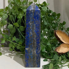Load image into Gallery viewer, Lapis Lazuli Tower Point Crystal
