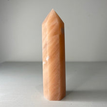 Load image into Gallery viewer, Peach Aventurine Crystal Tower Point Generator