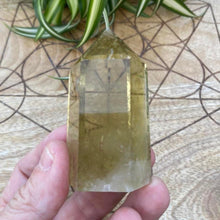 Load image into Gallery viewer, Citrine Crystal Tower Point Generator