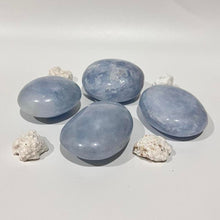 Load image into Gallery viewer, Blue Calcite Crystal Palm Stone Palmstone