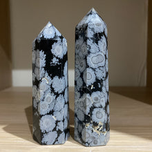Load image into Gallery viewer, Snowflake Obsidian Crystal Tower Point Generator