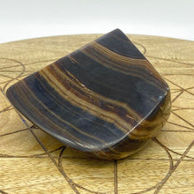 Load image into Gallery viewer, Chocolate Calcite Crystal Freeform Crystal Rock Brown Calcite