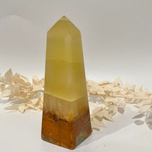 Load image into Gallery viewer, Lemon Calcite Crystal Tower Point Generator Obelisk