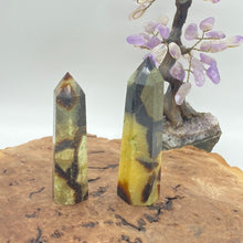 Load image into Gallery viewer, Septarium Crystal Tower Point Generator