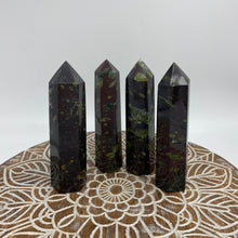 Load image into Gallery viewer, Plum Blossom Crystal Tower Point Generator