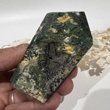 Load image into Gallery viewer, Moss Agate Crystal Tower Point Generator
