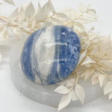 Load image into Gallery viewer, Blue Calcite Crystal Palm Stone Blue Crystal