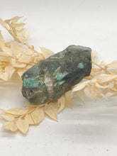 Load image into Gallery viewer, Emerald Green Raw Crystal Rock Chunk