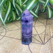 Load image into Gallery viewer, Fluorite Crystal Tower Point Generator