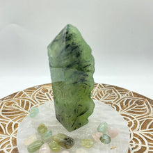 Load image into Gallery viewer, Prenhite Crystal Tower Point Generator