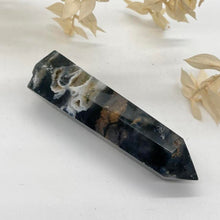 Load image into Gallery viewer, Moss Agate Crystal Tower Point Generator