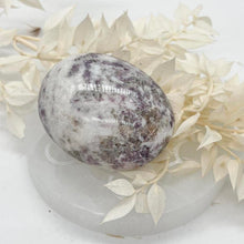 Load image into Gallery viewer, Lepidolite Crystal Palm Stone Palmstone