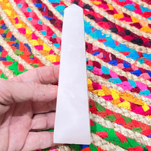 Load image into Gallery viewer, Mangano Calcite  Crystal Tower Obelisk Point