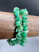 Load image into Gallery viewer, Green Aventurine Crystal Chip Bracelet