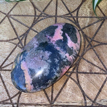 Load image into Gallery viewer, Rhodonite Crystal Palm Stone Pink Crystal Palmstone Palm Stone