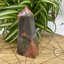 Load image into Gallery viewer, Rhodonite Crystal Tower Point Generator