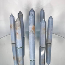 Load image into Gallery viewer, Angelite Crystal Tower Point Generator