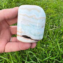 Load image into Gallery viewer, Caribbean Calcite Freeform Crystal Rock Blue Crystal