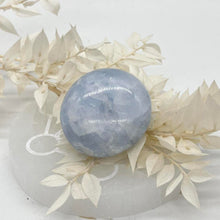 Load image into Gallery viewer, Blue Calcite Crystal Palm Stone Palmstone