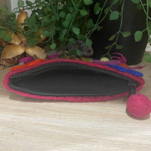 Load image into Gallery viewer, Boho Handmade Felt Purse Coin Purse Make-up Bag