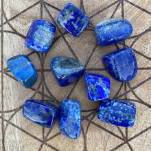 Load image into Gallery viewer, Lapis lazuli Tumbled / Tumble Stone / Tumbles