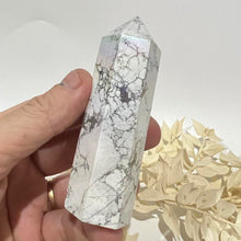Load image into Gallery viewer, Aura Howlite Crystal Tower Point Generator