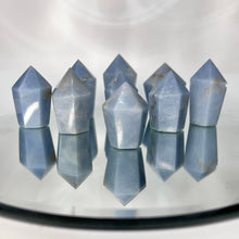 Load image into Gallery viewer, Angelite Crystal Tower Cupcake Point Generator