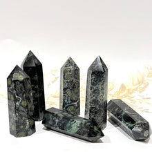 Load image into Gallery viewer, Kambaba Jasper Crystal Tower Point Generator