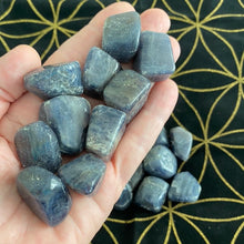 Load image into Gallery viewer, Iolite Tumbled / Tumble Stone crystal
