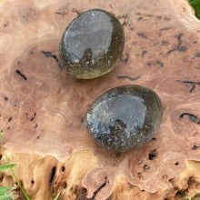 Load image into Gallery viewer, Lovely Smoky Rainbow Quartz Palm Stone Beautiful rainbows