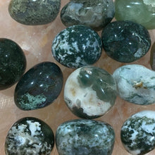 Load image into Gallery viewer, Moss Agate Tumbled /Tumble Stone