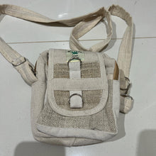 Load image into Gallery viewer, Beautiful Genuine tapestry Nepalese lined bag Made with genuine Himalayan Hemp THC Free