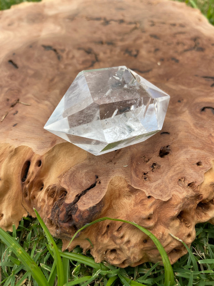 Double Terminated Clear Quart Point Crystal