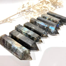 Load image into Gallery viewer, Labradorite Tower Point Generator Crystal with Flash
