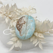 Load image into Gallery viewer, Aragonite Crystal Palm Stone Palmstone
