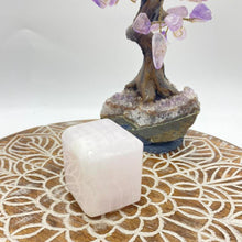 Load image into Gallery viewer, Mangano Calcite Cube Crystal Carving
