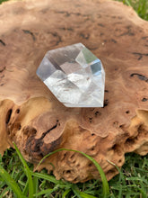Load image into Gallery viewer, Double Terminated Clear Quart Point Crystal
