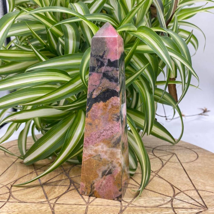Rhodonite Crystal Tower Point Generator