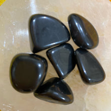 Load image into Gallery viewer, Shungite Tumbled / Tumble Stone / Tumbles
