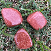 Load image into Gallery viewer, Gold Stone Tumbled / Tumble Stone / Tumbles
