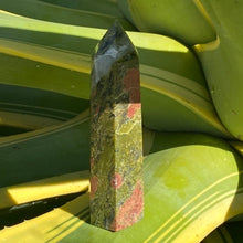 Load image into Gallery viewer, Unakite Crystal Tower Crystal Point Generator
